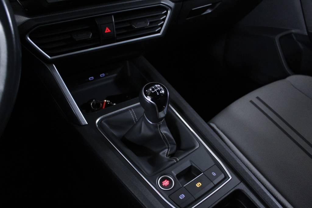seat-leon-2022-gasolina-999cc