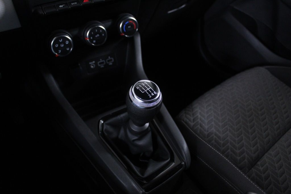 renault-clio-2023-gasolina-999cc