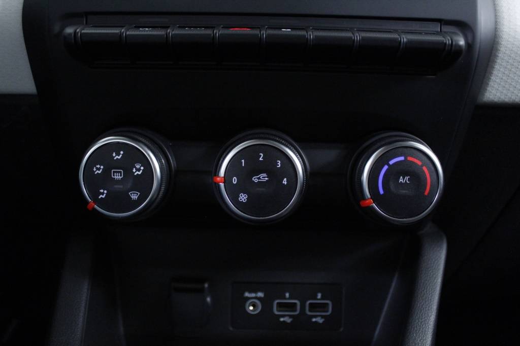 renault-clio-2023-gasolina-999cc