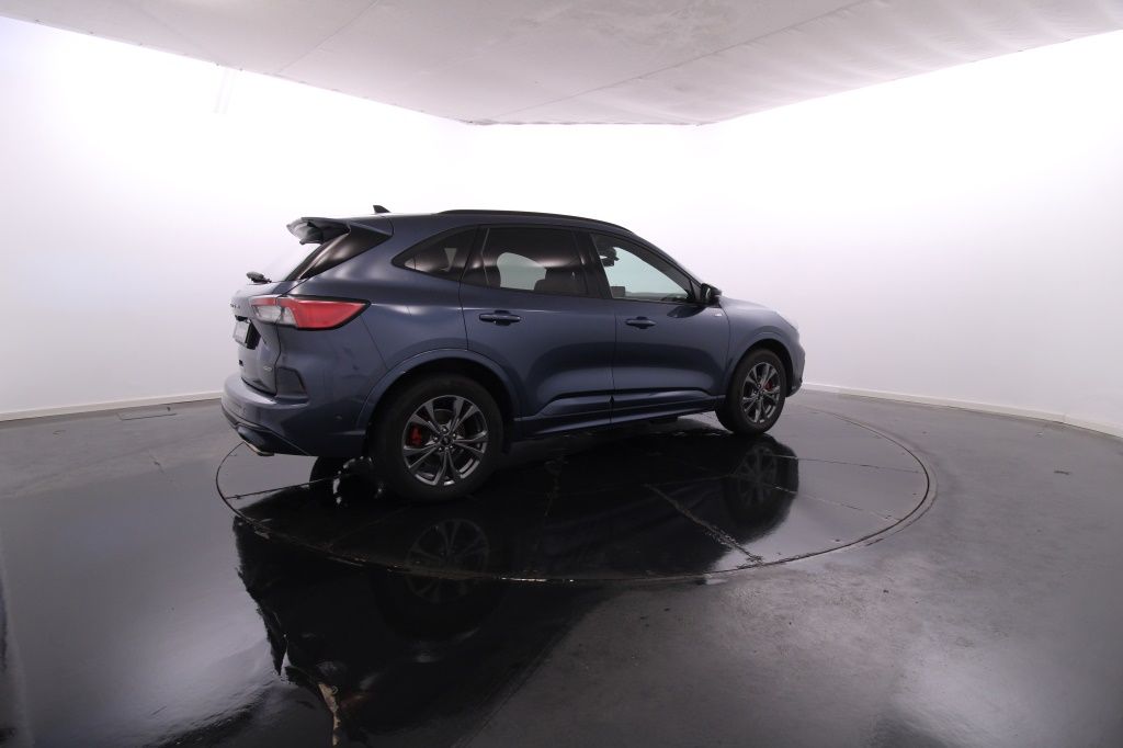 ford-kuga-2022-hibrido-2488cc