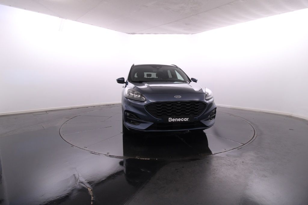 ford-kuga-2022-hibrido-2488cc