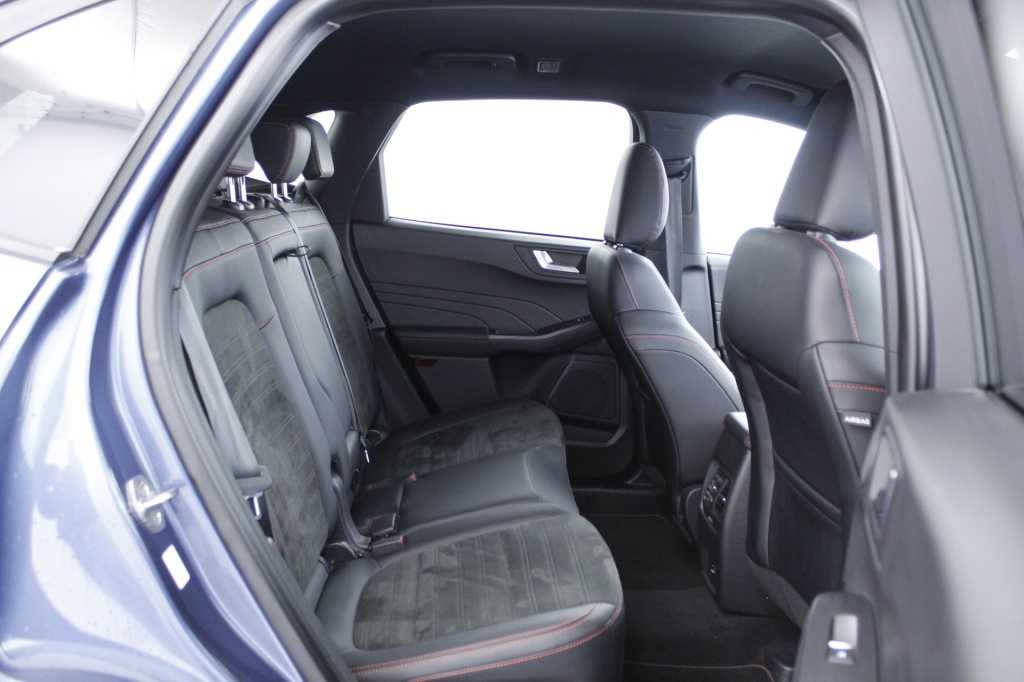 ford-kuga-2022-hibrido-2488cc