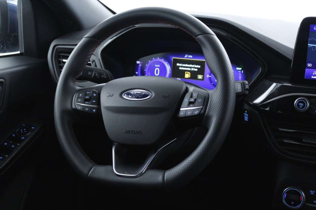 ford-kuga-2022-hibrido-2488cc