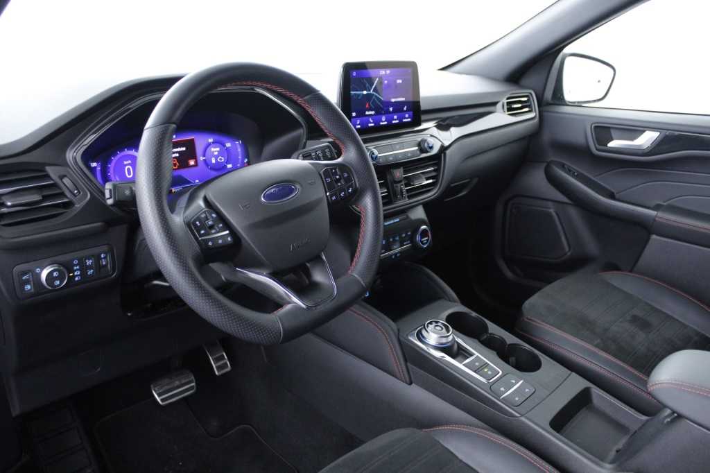 ford-kuga-2022-hibrido-2488cc