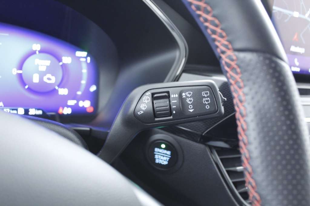 ford-kuga-2022-hibrido-2488cc