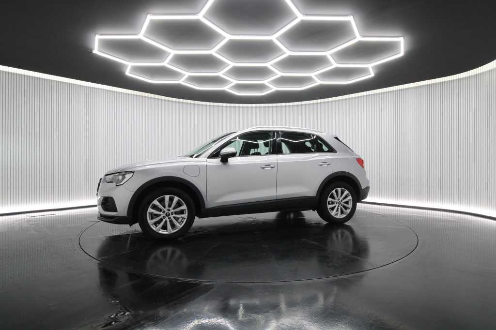 audi-q3-2022-hibrido-1395cc