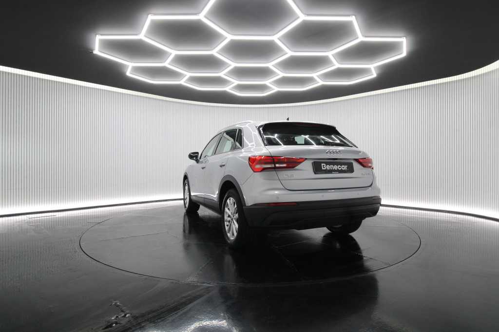 audi-q3-2022-hibrido-1395cc