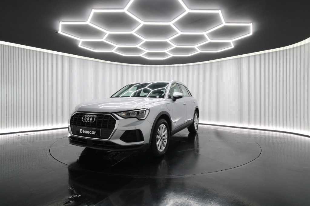 audi-q3-2022-hibrido-1395cc
