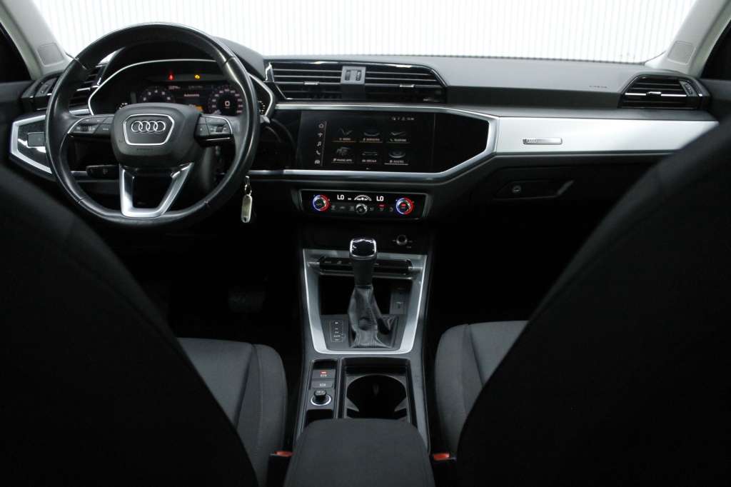 audi-q3-2022-hibrido-1395cc