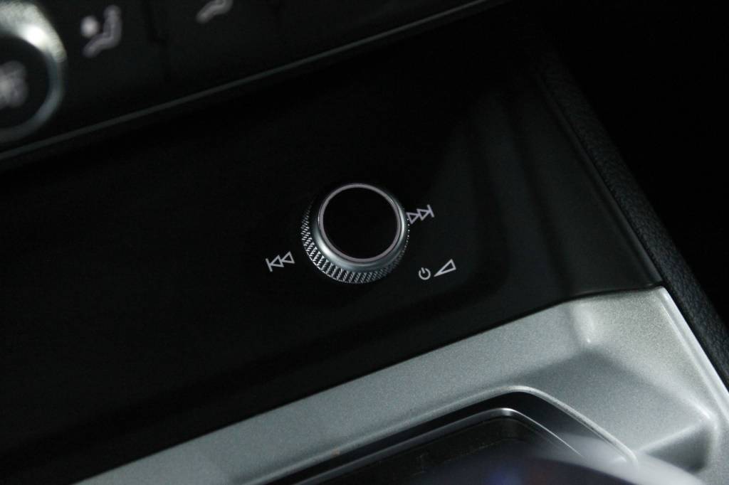 audi-q3-2022-hibrido-1395cc