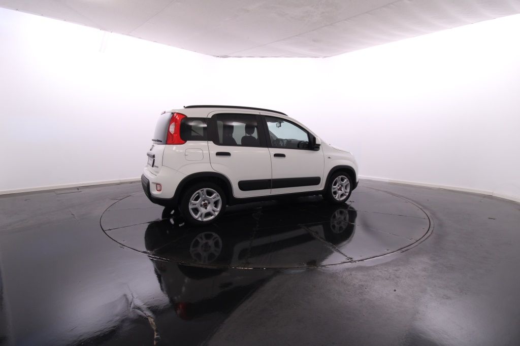 fiat-panda-2023-hibrido-999cc