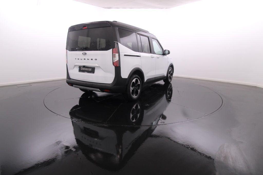 ford-tourneo-2024-gasolina-999cc