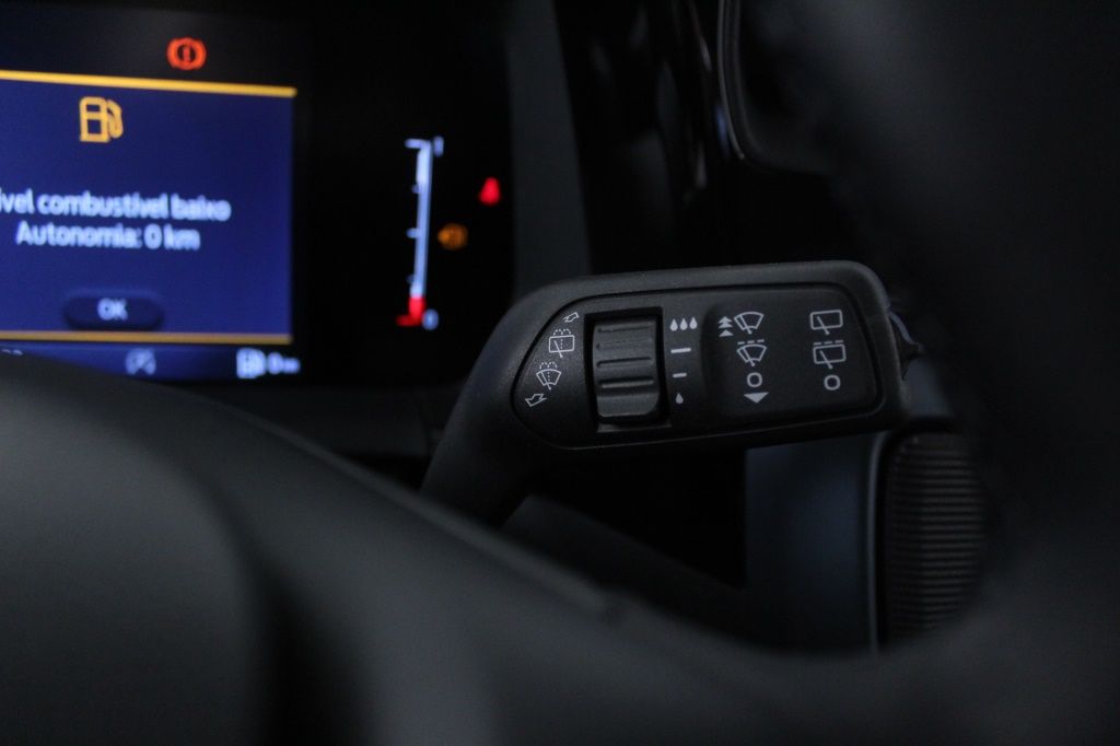 ford-tourneo-2024-gasolina-999cc