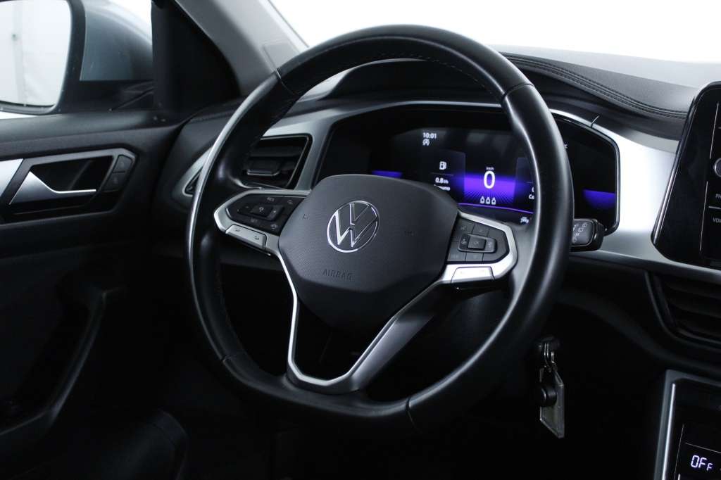 volkswagen-t-roc-2024-gasolina-999cc