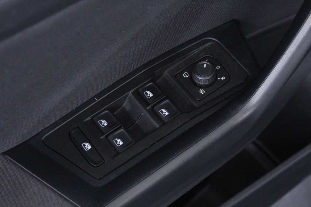 volkswagen-t-roc-2024-gasolina-999cc