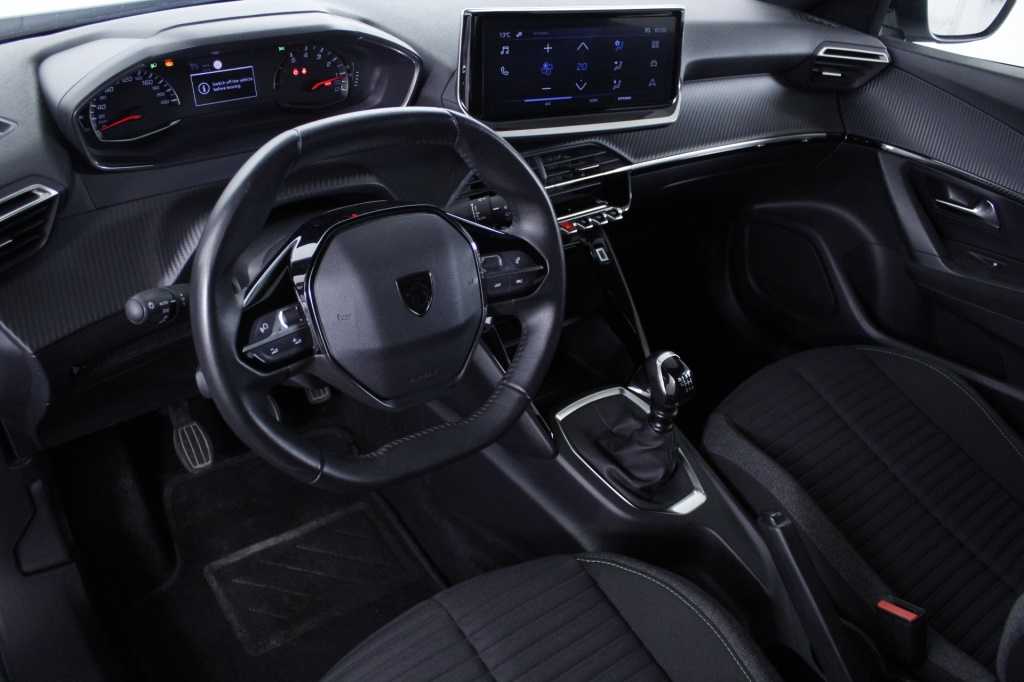 peugeot-2008-2024-gasolina-1199cc