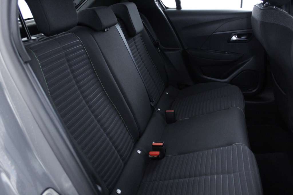 peugeot-208-2024-gasolina-1199cc