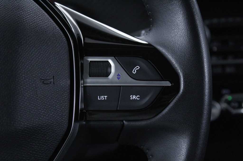 peugeot-208-2024-gasolina-1199cc