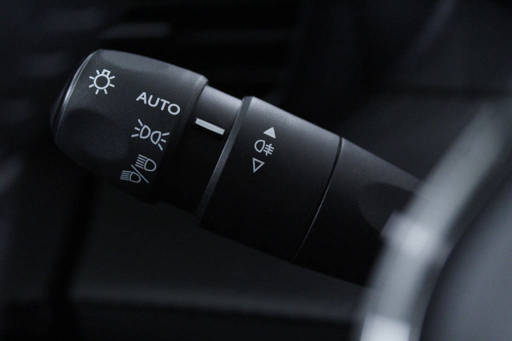 peugeot-208-2024-gasolina-1199cc