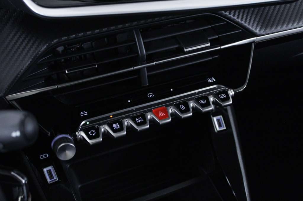 peugeot-208-2024-gasolina-1199cc