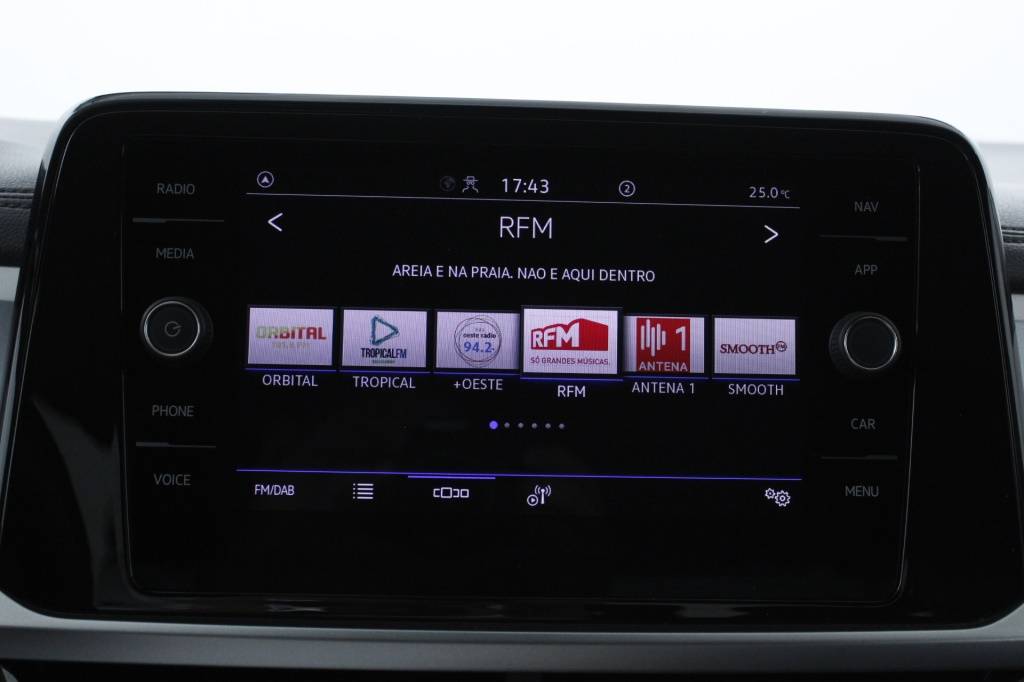 volkswagen-t-roc-2024-gasolina-999cc