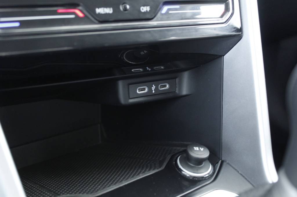 volkswagen-t-roc-2024-gasolina-999cc
