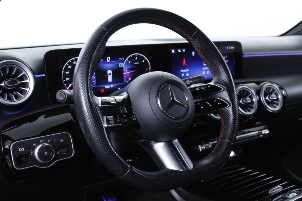 mercedes-benz-classe-a-2024-diesel-1950cc