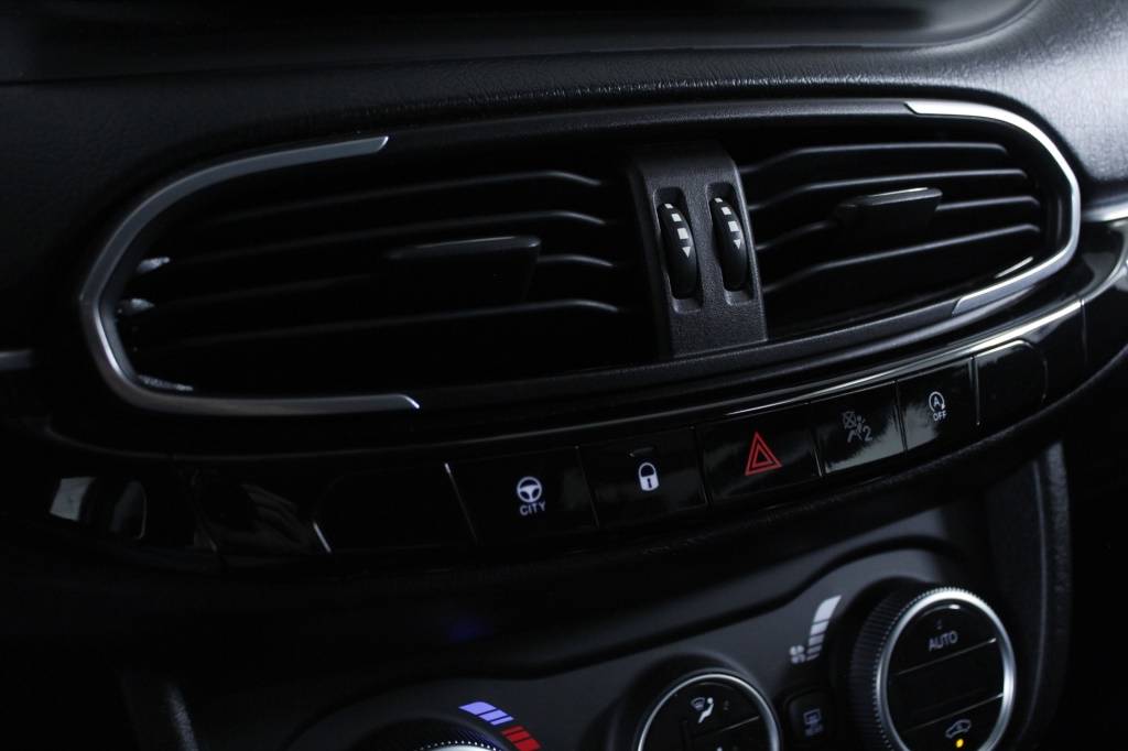 fiat-tipo-station-wagon-2023-gasolina-999cc