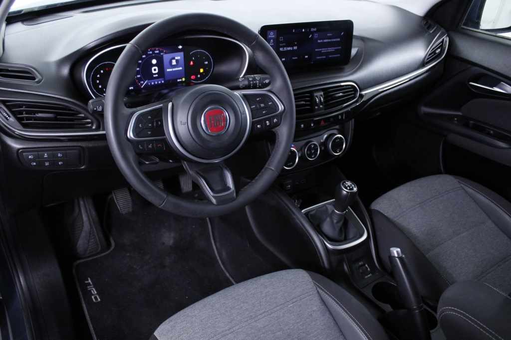 fiat-tipo-station-wagon-2023-gasolina-999cc