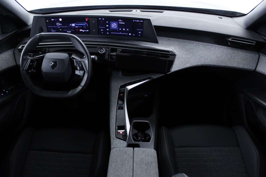 peugeot-5008-2025-hibrido-1199cc