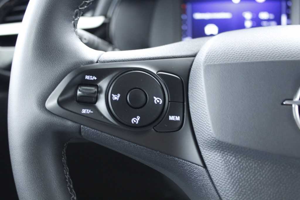opel-corsa-2024-gasolina-1199cc
