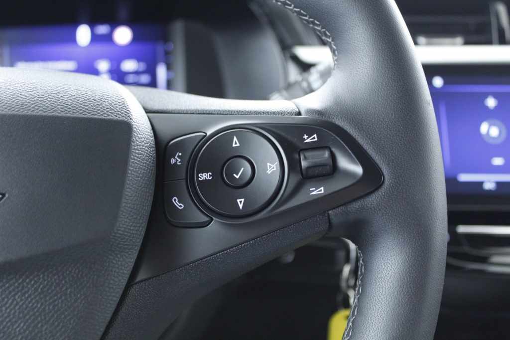opel-corsa-2024-gasolina-1199cc