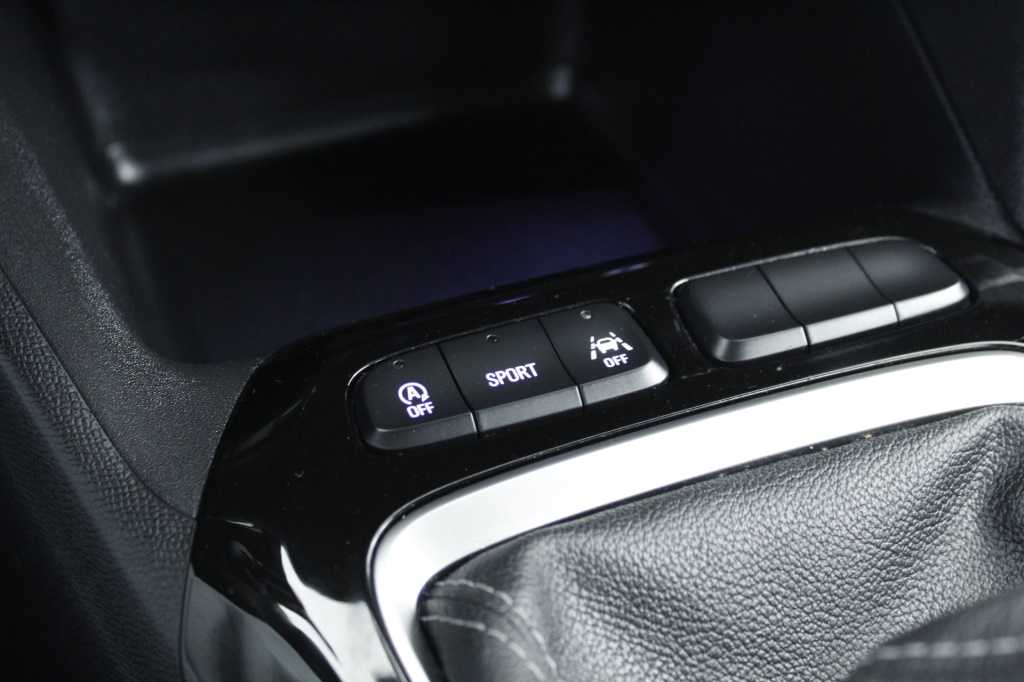 opel-corsa-2024-gasolina-1199cc