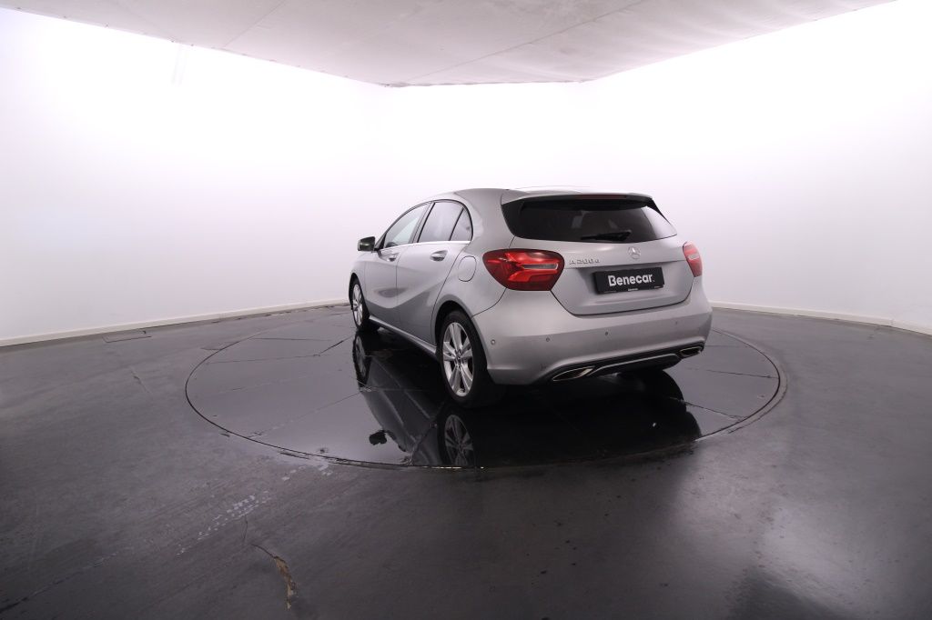 mercedes-benz-classe-a-2018-diesel-2143cc