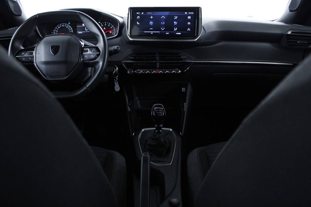peugeot-2008-2024-gasolina-1199cc