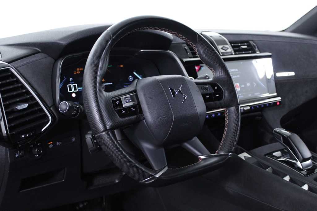 ds-ds-7-crossback-2022-hibrido-1598cc