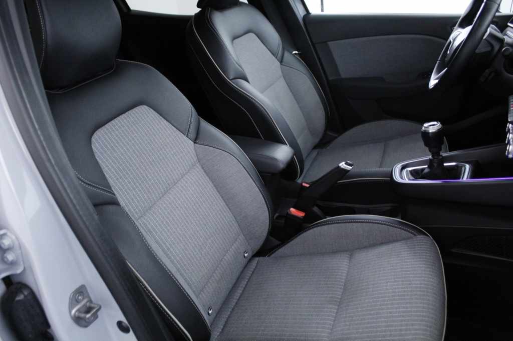 renault-clio-2024-gasolina-999cc