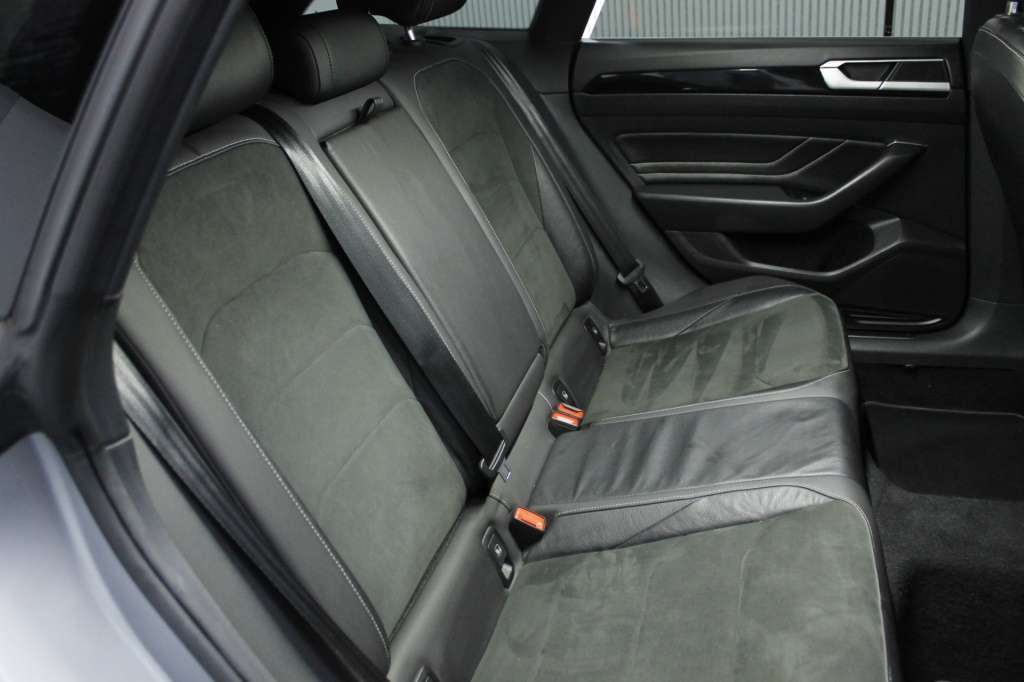 volkswagen-arteon-2023-diesel-1968cc
