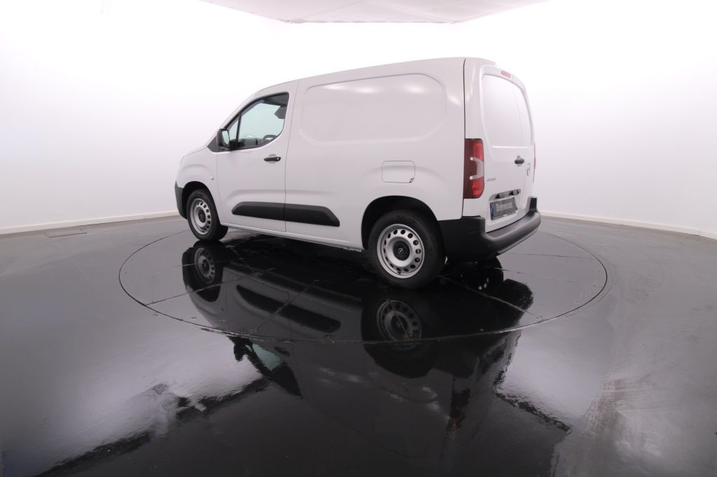 opel-combo-2024-diesel-1499cc