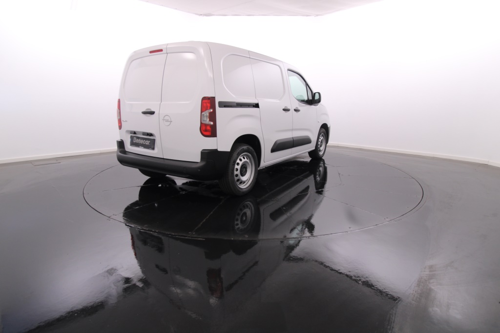 opel-combo-2024-diesel-1499cc