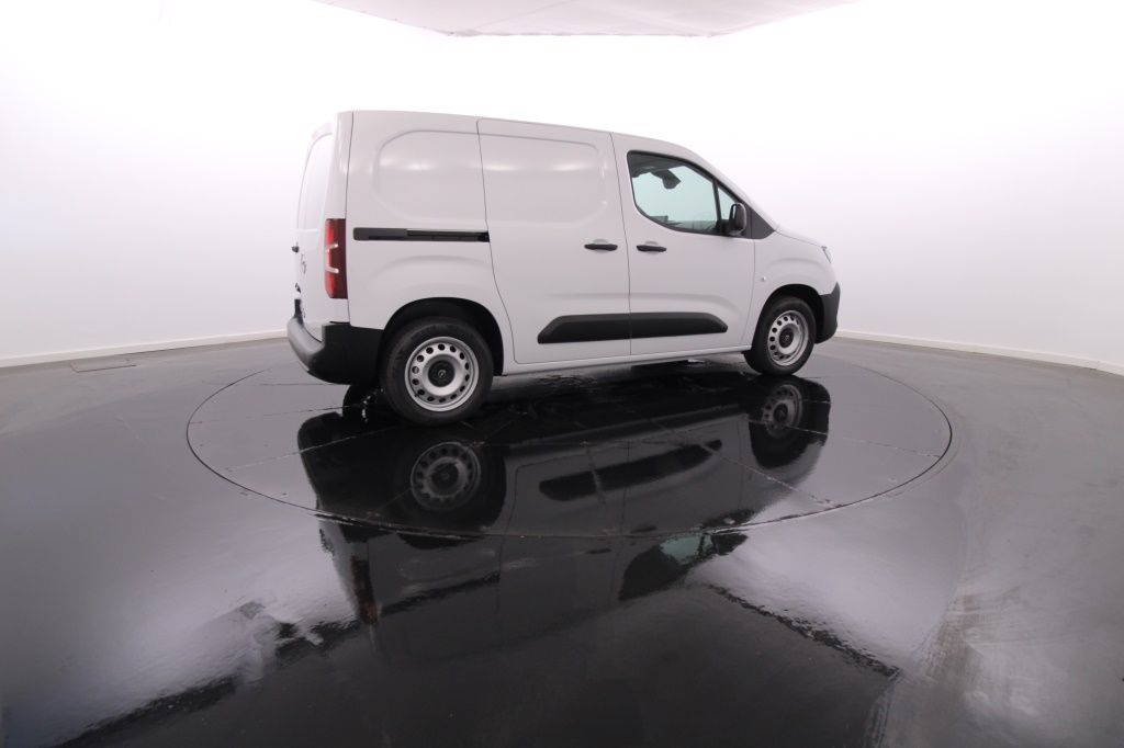 opel-combo-2024-diesel-1499cc