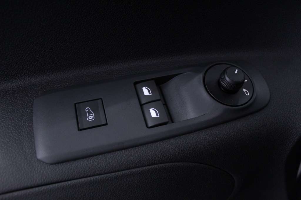 opel-combo-2024-diesel-1499cc