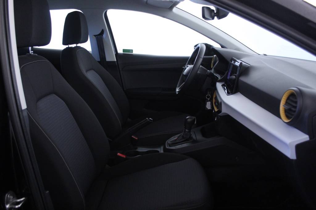 seat-ibiza-2023-gasolina-999cc