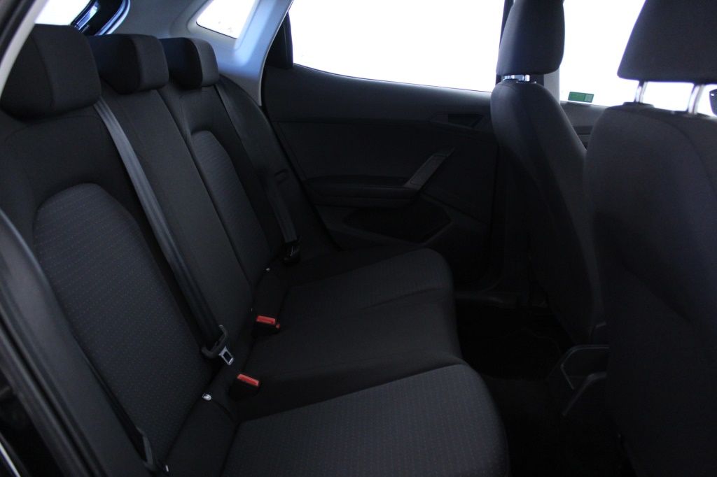 seat-ibiza-2023-gasolina-999cc