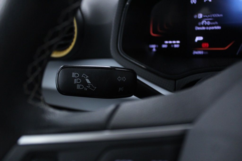 seat-ibiza-2023-gasolina-999cc