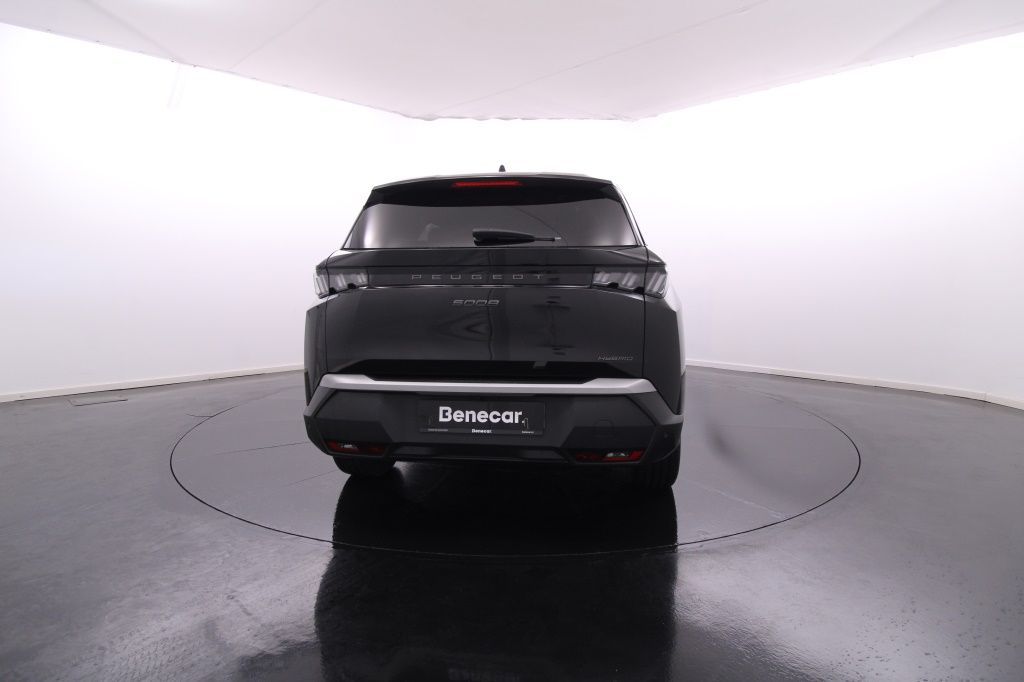 peugeot-5008-2024-hibrido-1199cc