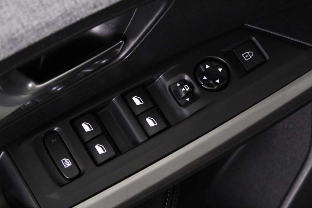 peugeot-5008-2024-hibrido-1199cc
