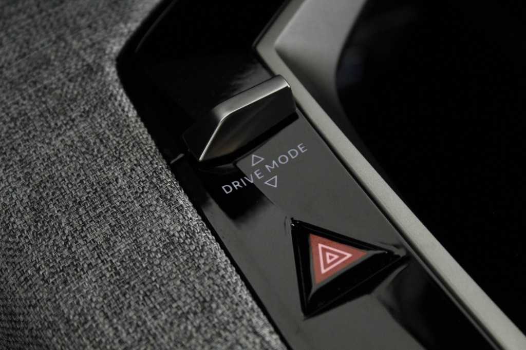 peugeot-5008-2024-hibrido-1199cc