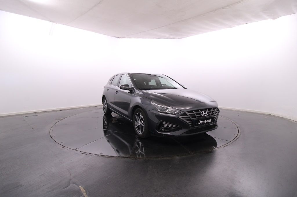 hyundai-i30-2023-gasolina-998cc