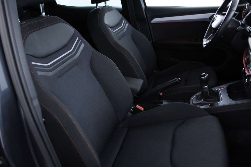seat-ibiza-2024-gasolina-999cc